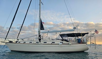 42' Island Packet 2002 Yacht For Sale